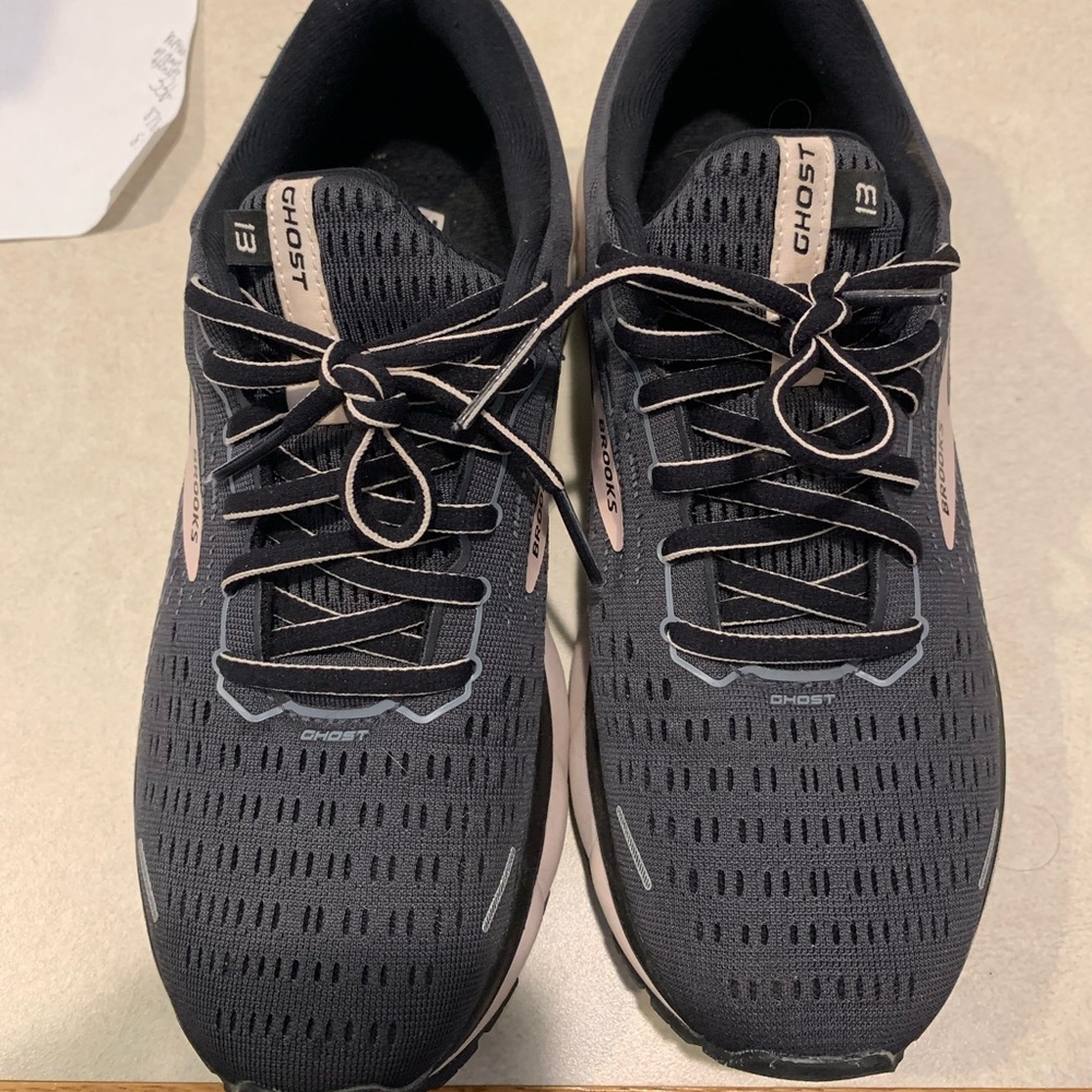 Brooks Ghost Sneakers